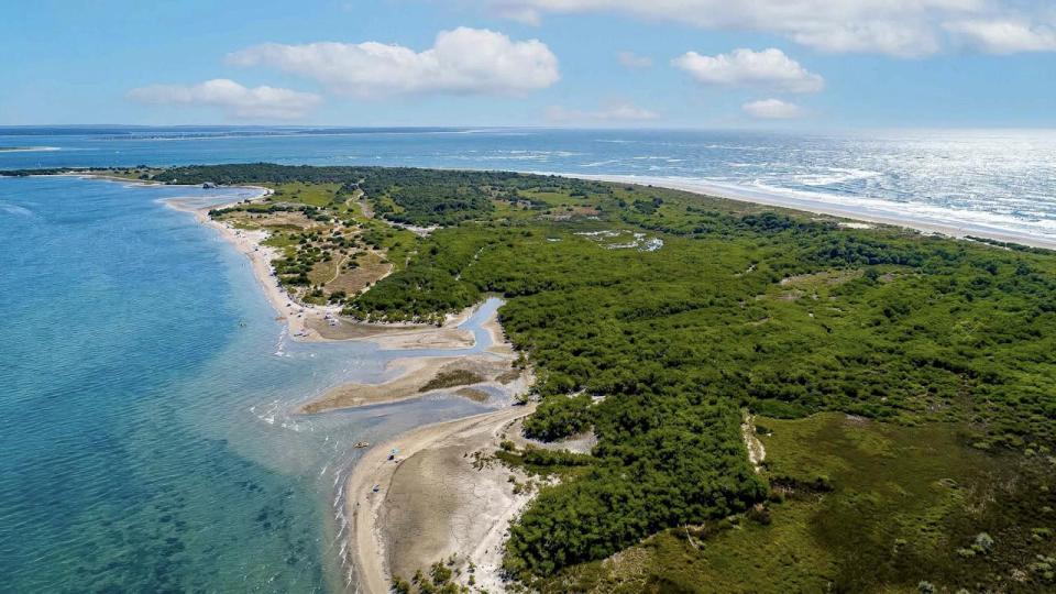 Jupiter Island – Private island in Ecuador, South America